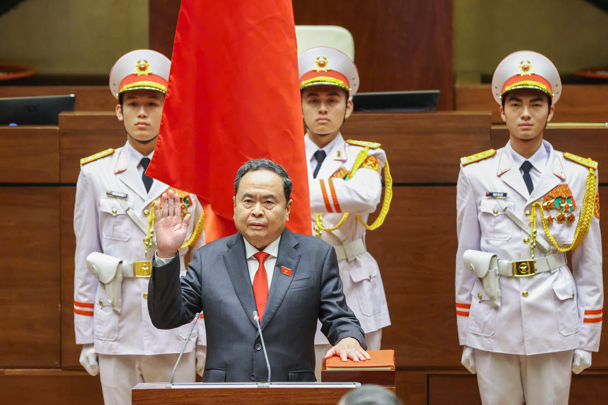 Chủ tịch Quốc hội Trần Thanh Mẫn tuyên thệ trước Quốc hội (Ảnh: Quang Vinh)