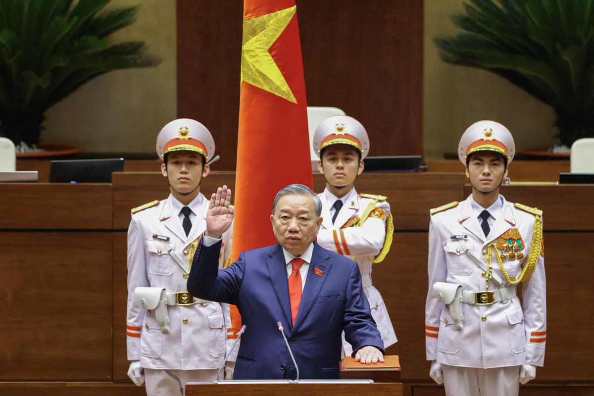 Tổng Bí thư, Chủ tịch nước Tô Lâm tuyên thệ trước Quốc hội (Ảnh: Quang Vinh)