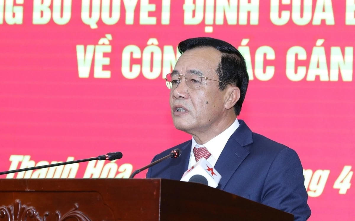 Tân Bí thư Tỉnh ủy Thanh Hóa Lê Đức Thái phát biểu nhận nhiệm vụ.&nbsp;Ảnh: Minh Hiếu.