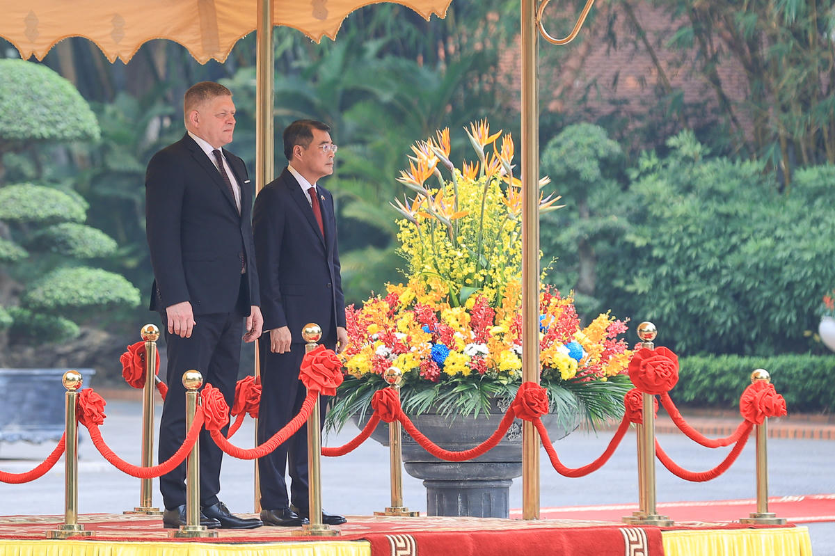 Thủ tướng Chính phủ Lê Minh Hưng chủ trì lễ đón chính thức Thủ tướng Cộng hòa Slovakia Robert Fico - Ảnh: Nhật Bắc