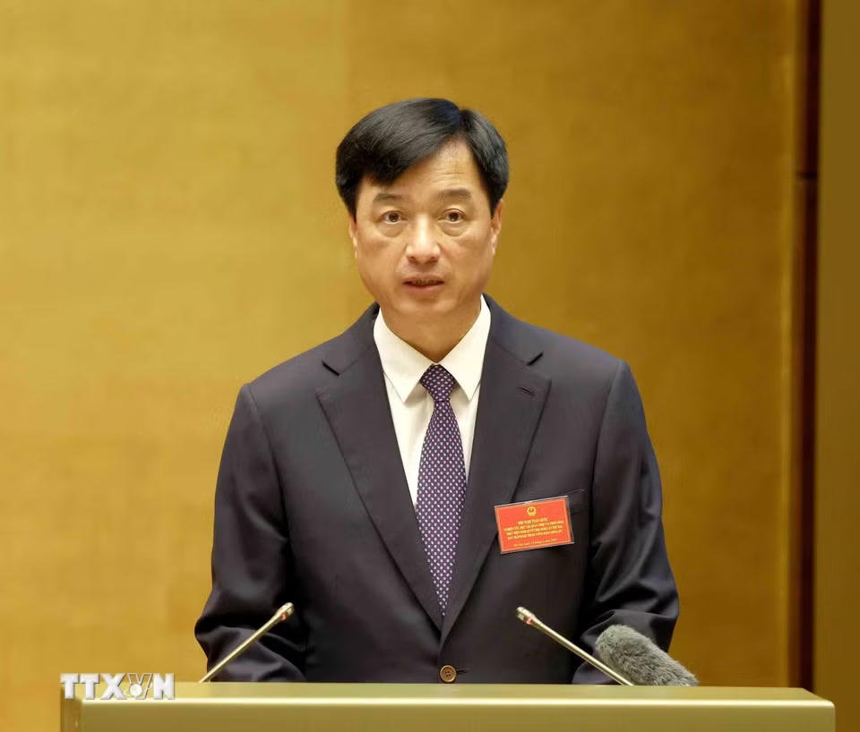 Đồng chí Nguyễn Duy Ngọc, Ủy viên Bộ Chính trị, Bí thư Trung ương Đảng, Trưởng Ban Tổ chức Trung ương giới thiệu Chuyên đề “Quy định thi hành Điều lệ Đảng." (Ảnh: Phương Hoa/TTXVN)