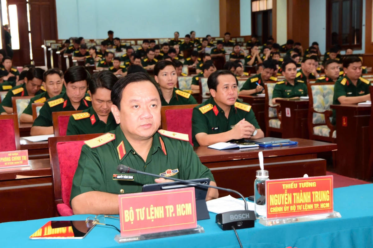 Bộ Tư lệnh TP Hồ Chí Minh quán triệt Nghị quyết Trung ương khoá XIV