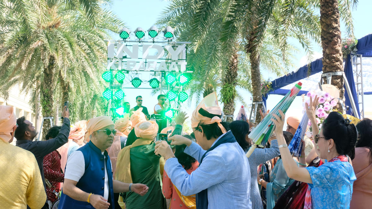 Đà Nẵng trở thành điểm đến yêu thích của du khách Ấn Độ. Ảnh: Triều Phạm.