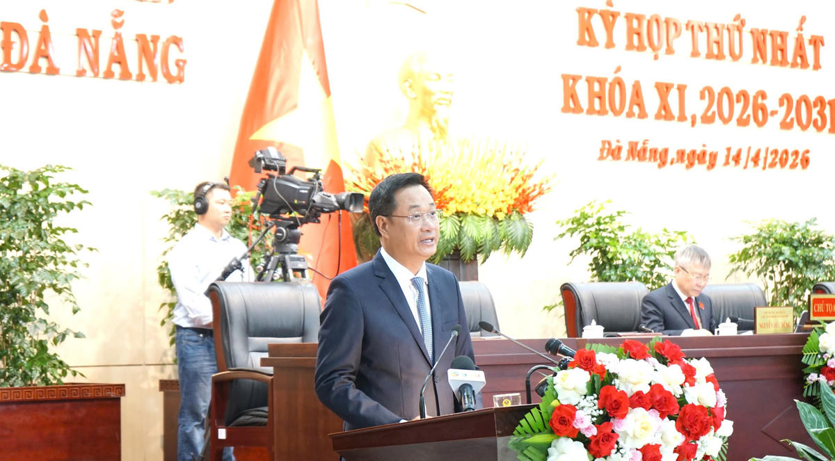 Bí thư Thành ủy Đà Nẵng Lê Ngọc Quang phát biểu. Ảnh: Nguyễn Tú.