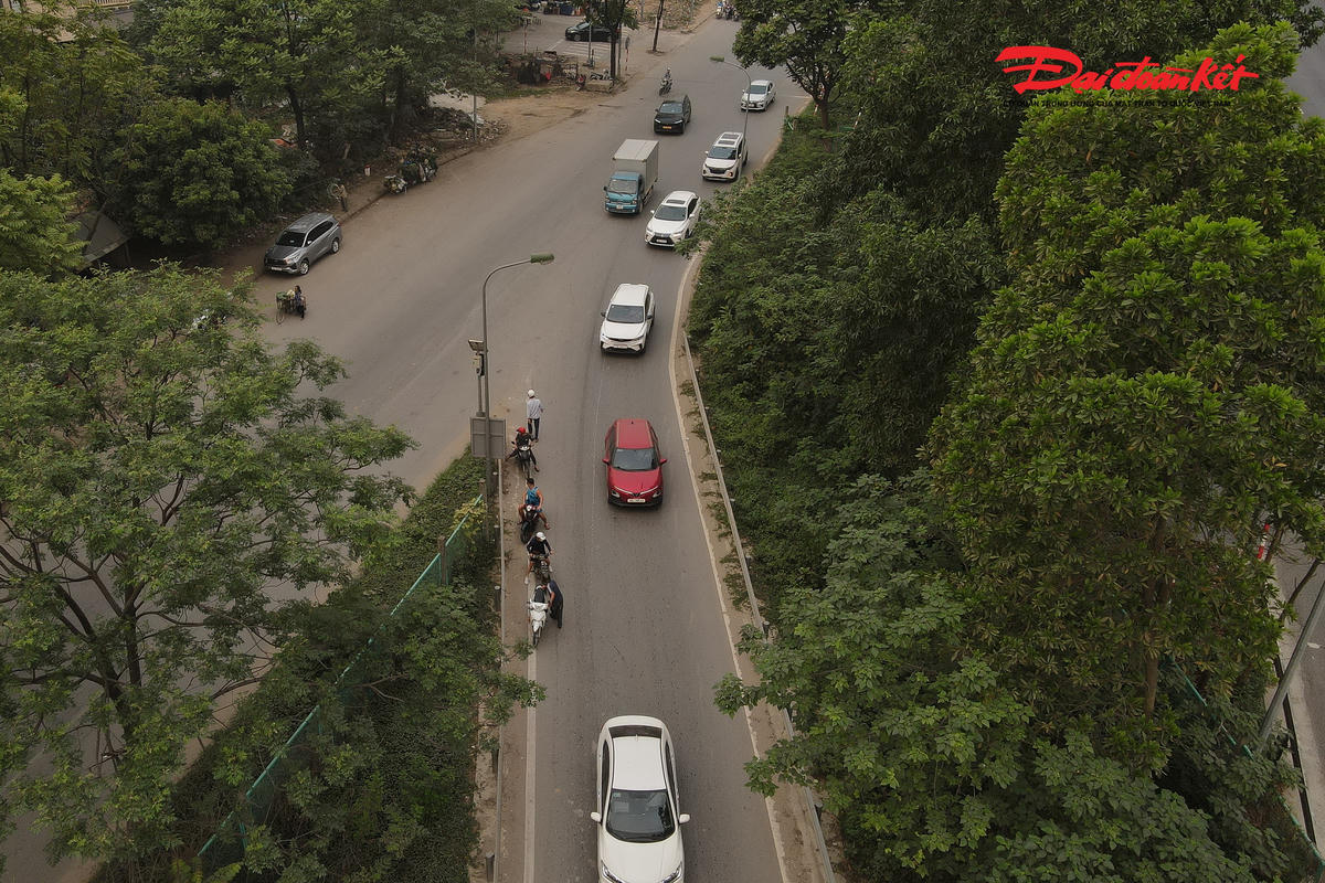 Xử lý nhiều trường hợp đi xe máy vào cao tốc Đại lộ Thăng Long