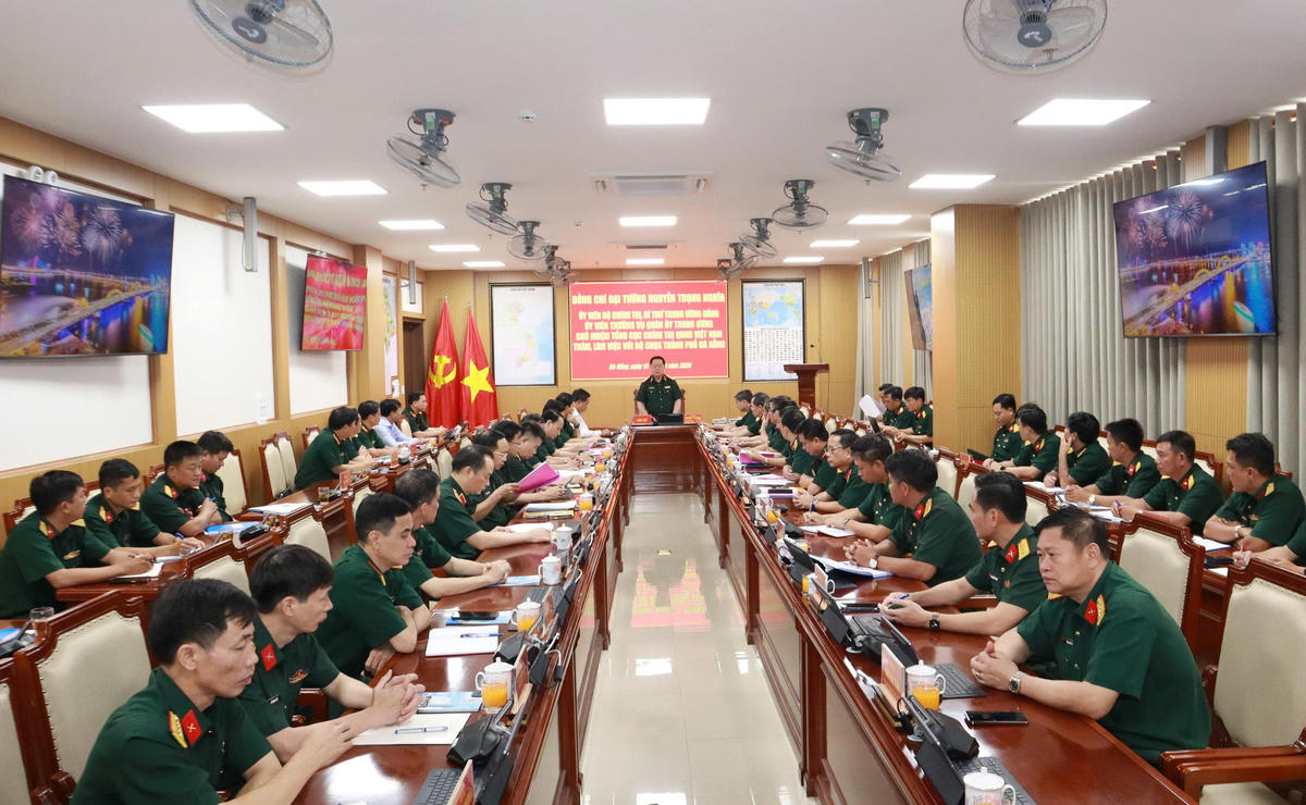 Quang cảnh buổi làm việc. Ảnh: CV.