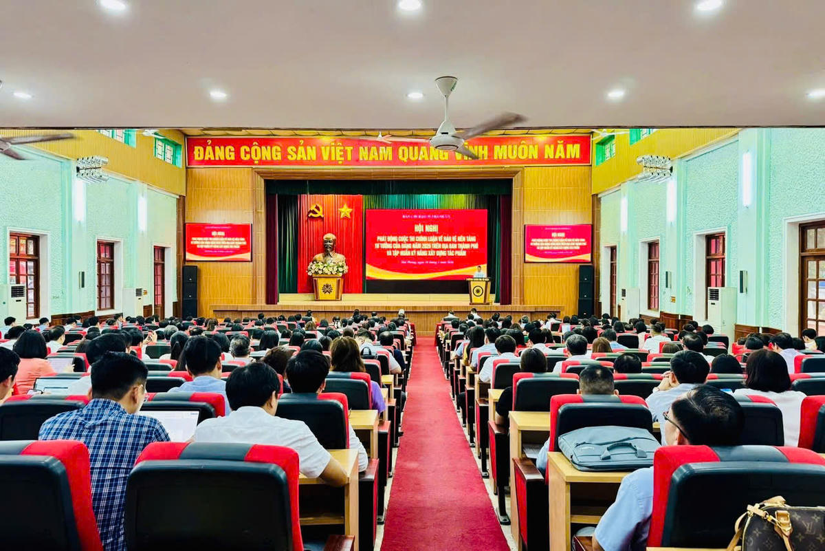 Quang cảnh lễ phát động. Ảnh: PT.&nbsp;