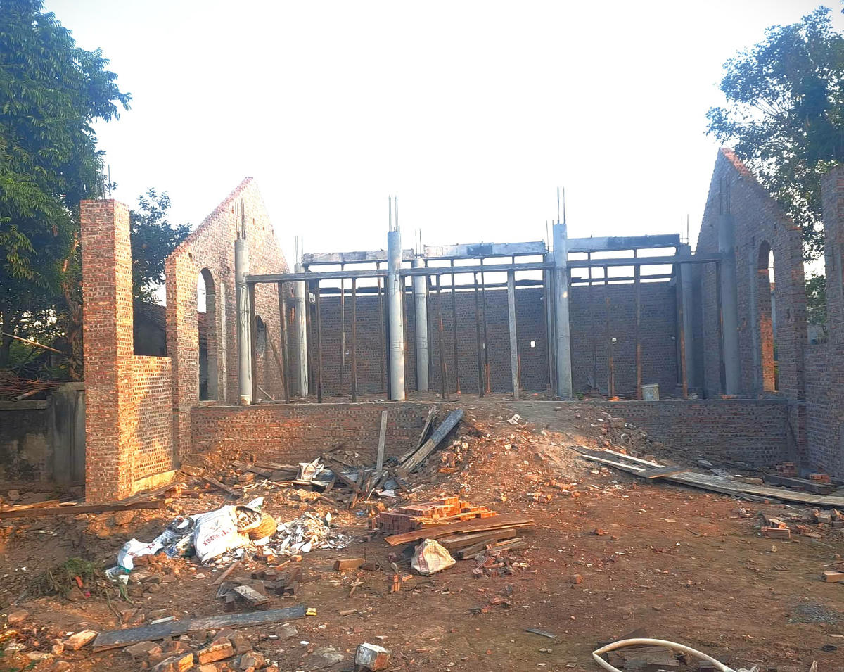 Giám đốc Sở Văn hoá và Thể thao Hà Nội đề nghị xử lý công trình nhà Tứ Ân để hoàn trả nguyên trạng mặt bằng, không gian tại khu vực hiện đang xây dựng. Ảnh: K.H.