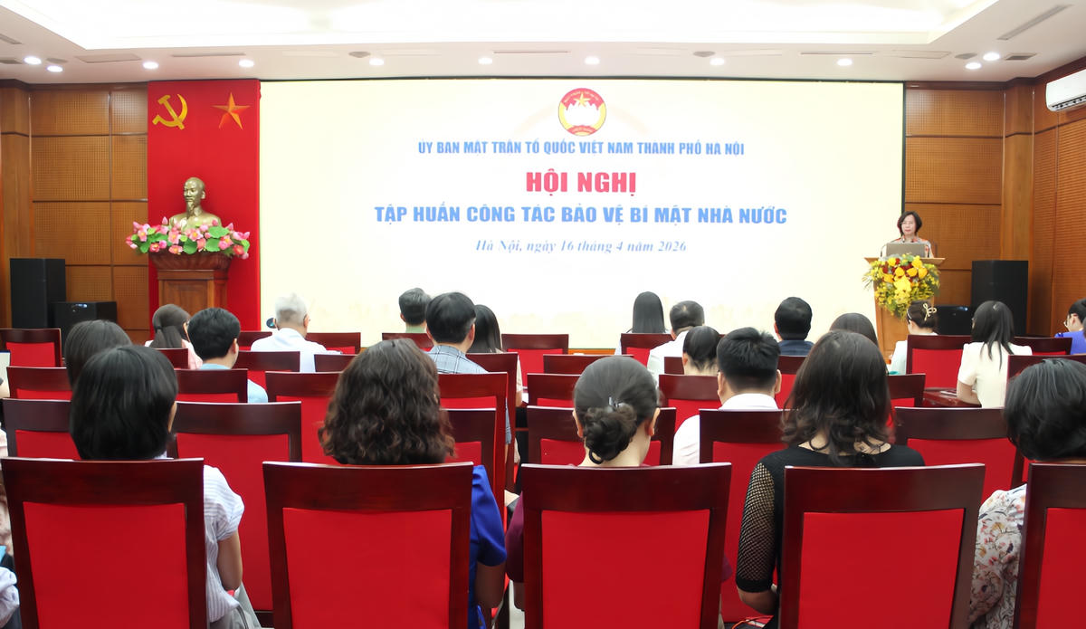 Quang cảnh hội nghị tập huấn tại điểm cầu Ủy ban MTTQ Việt Nam TP Hà Nội. Ảnh: PV