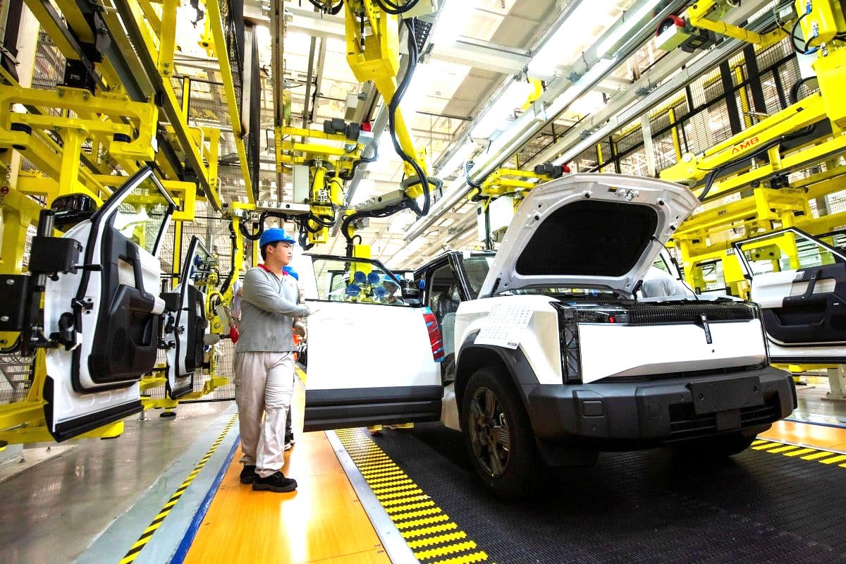 Vì sao Bộ Tài chính đề xuất gia hạn thuế tiêu thụ đặc biệt với xe động cơ dưới 24 chỗ chạy bằng pin?