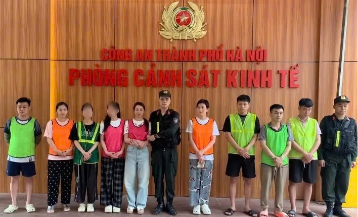 Cơ quan Cảnh sát điều tra CATP Hà Nội đã ra quyết định khởi tố vụ án, khởi tố 9 bị can.