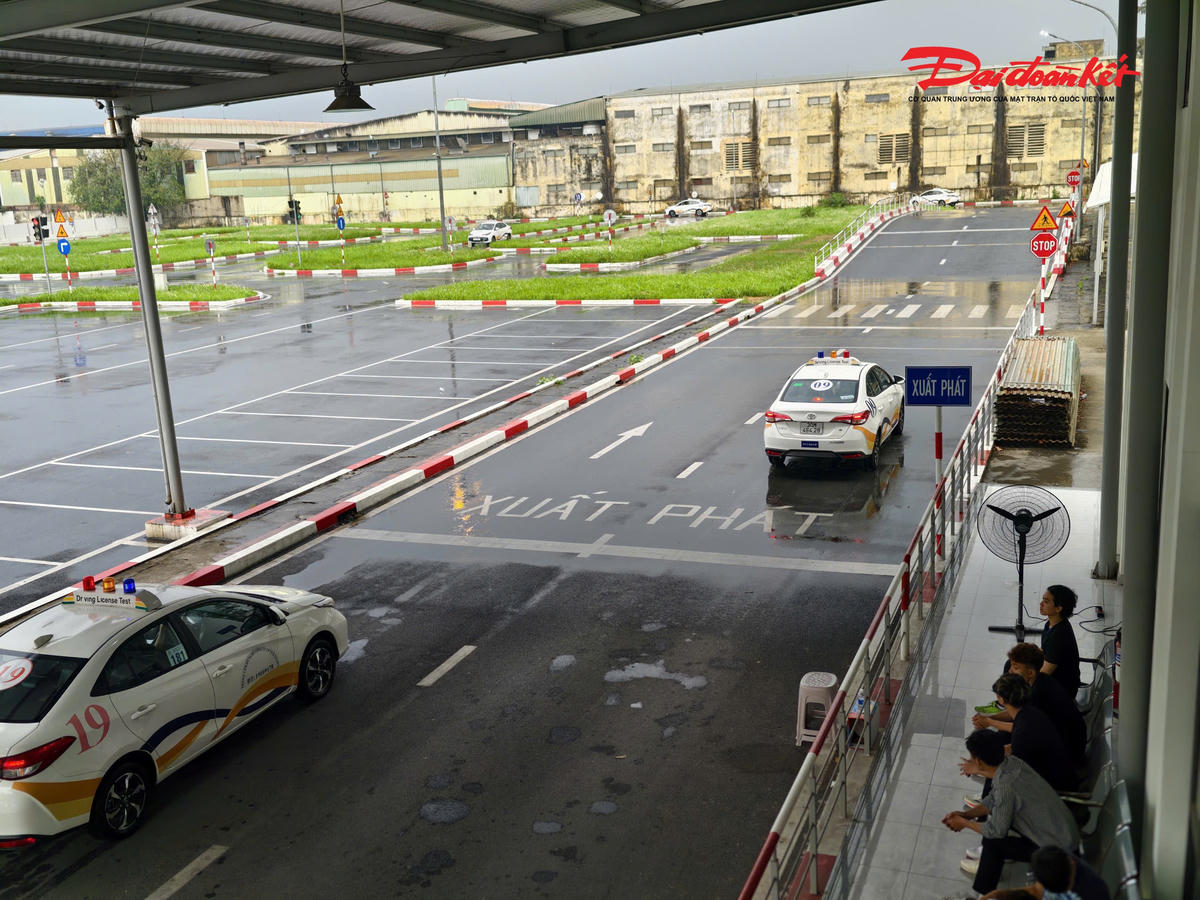 Hà Nội ứng dụng công nghệ để ngăn gian lận trong sát hạch lái xe