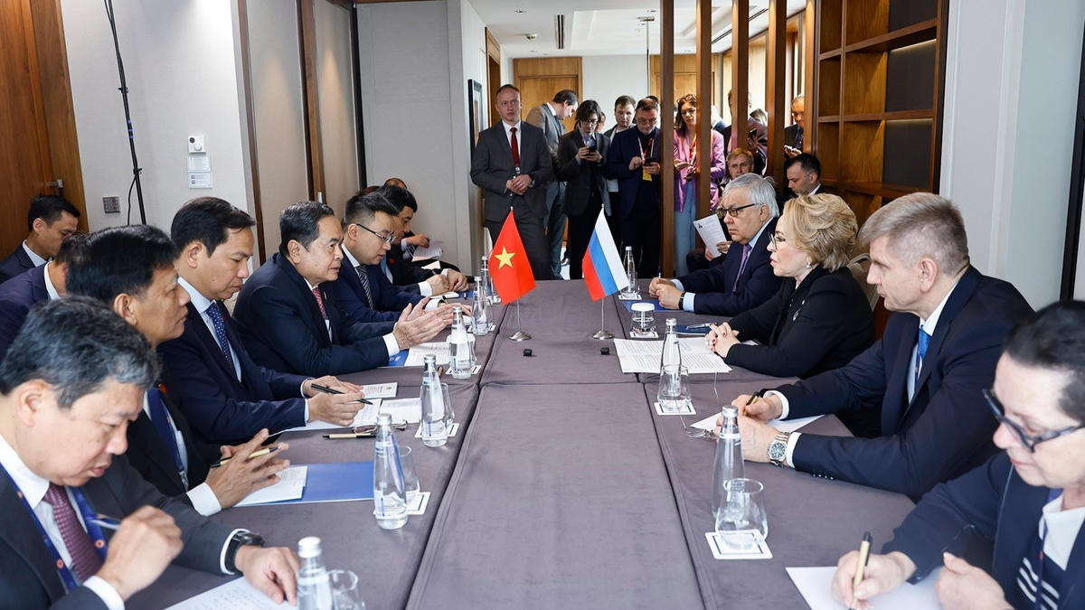 Chủ tịch Quốc hội Trần Thanh Mẫn hội kiến Chủ tịch Hội đồng Liên bang Nga Valentina Matviyenko. (Ảnh:TTXVN)