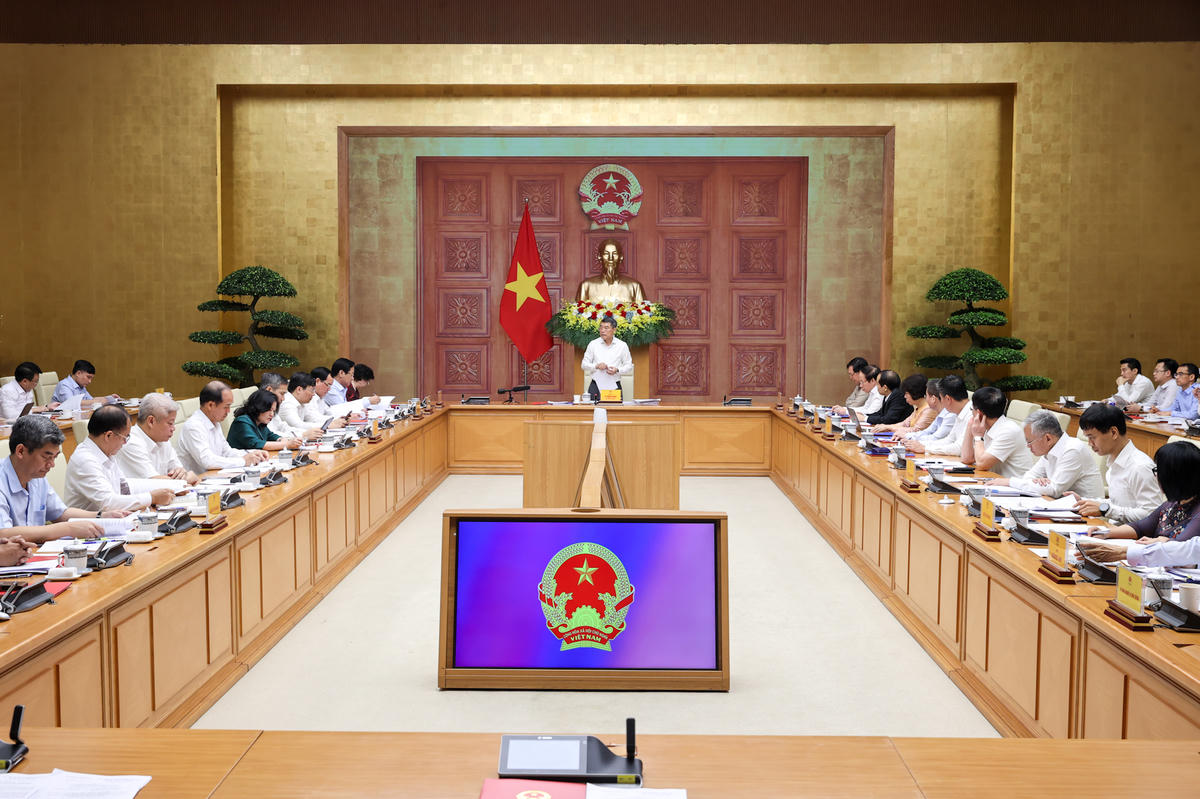 Thủ tướng Lê Minh Hưng cho biết, sắp tới Văn phòng Chính phủ, Cổng Thông tin điện tử Chính phủ sẽ định kỳ công khai tình hình, tiến độ triển khai công việc của các bộ ngành, cơ quan. Ảnh: VGP/ Nhật Bắc