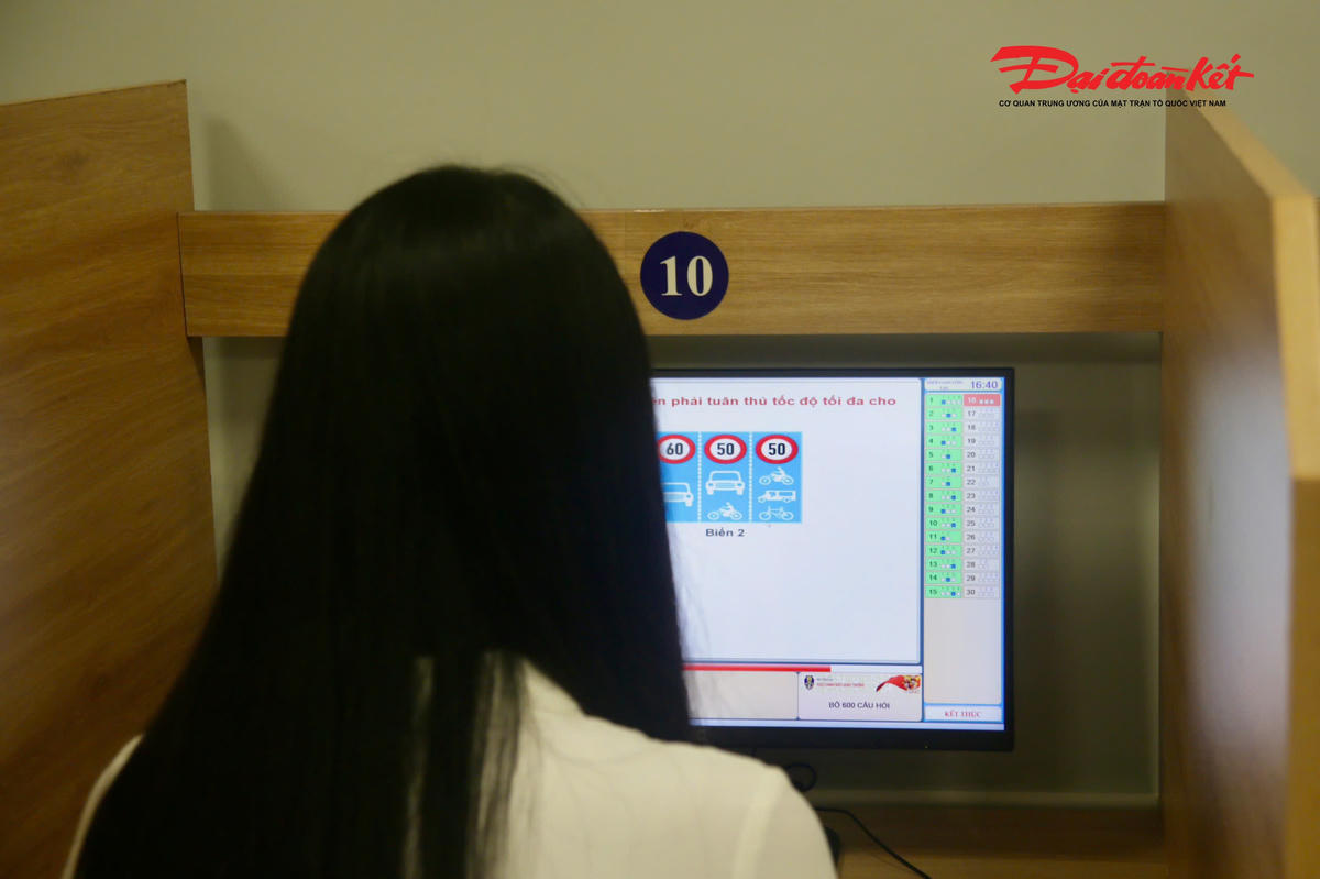 Hà Nội ứng dụng công nghệ để ngăn gian lận trong sát hạch lái xe