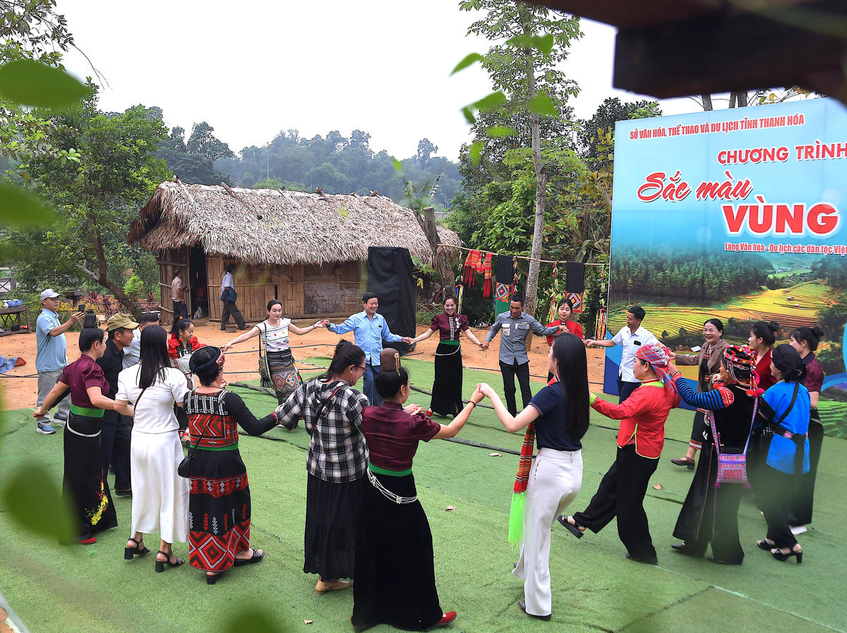Chương trình giao lưu các dân tộc tại "Ngôi nhà chung" nằm trong chuỗi hoạt động chào mừng Ngày văn hóa các dân tộc Việt Nam (19/4) và kỷ niệm 80 năm Ngày Chủ tịch Hồ Chí Minh gửi thư cho Đại hội các dân tộc thiểu số miền Nam (19/4/1946 – 19/4/2026).