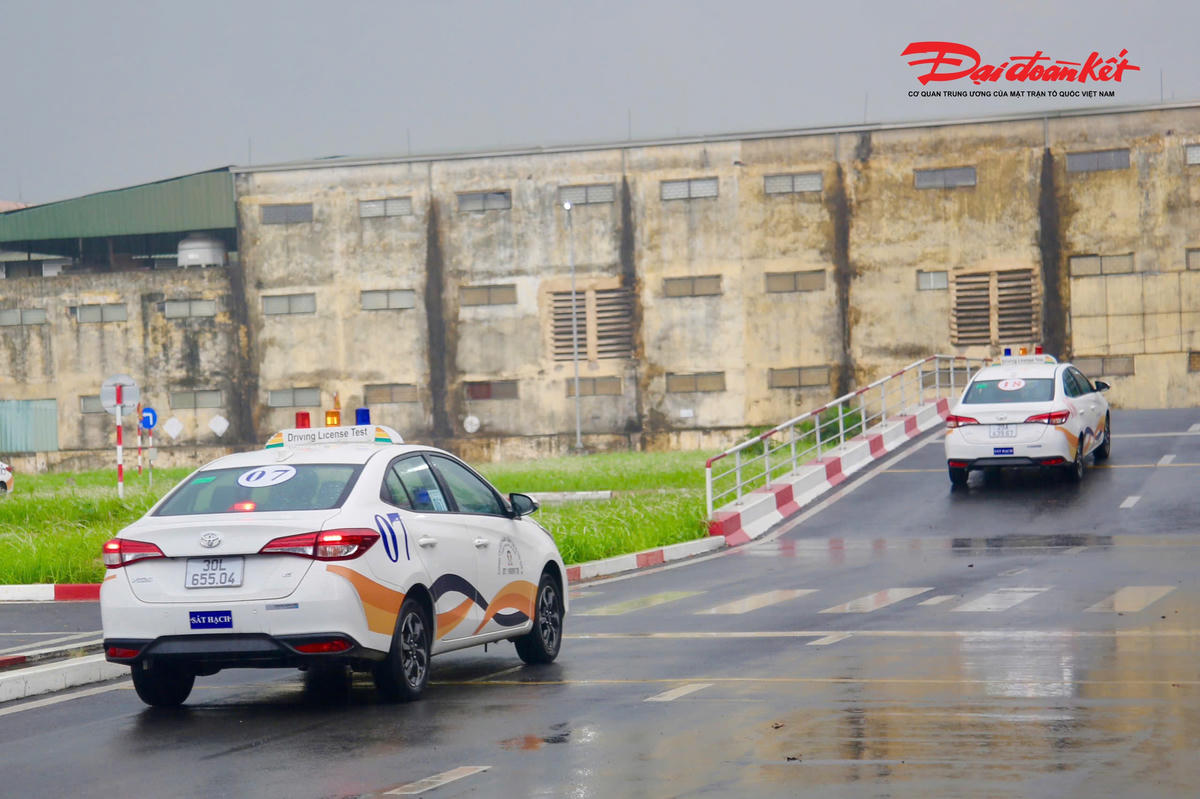 Hà Nội ứng dụng công nghệ để ngăn gian lận trong sát hạch lái xe