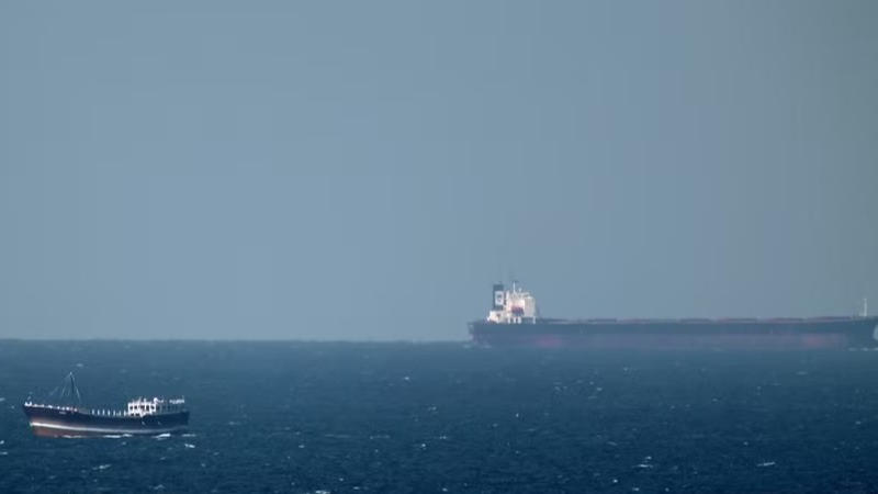 Iran tuyên bố "mở cửa hoàn toàn" eo biển Hormuz