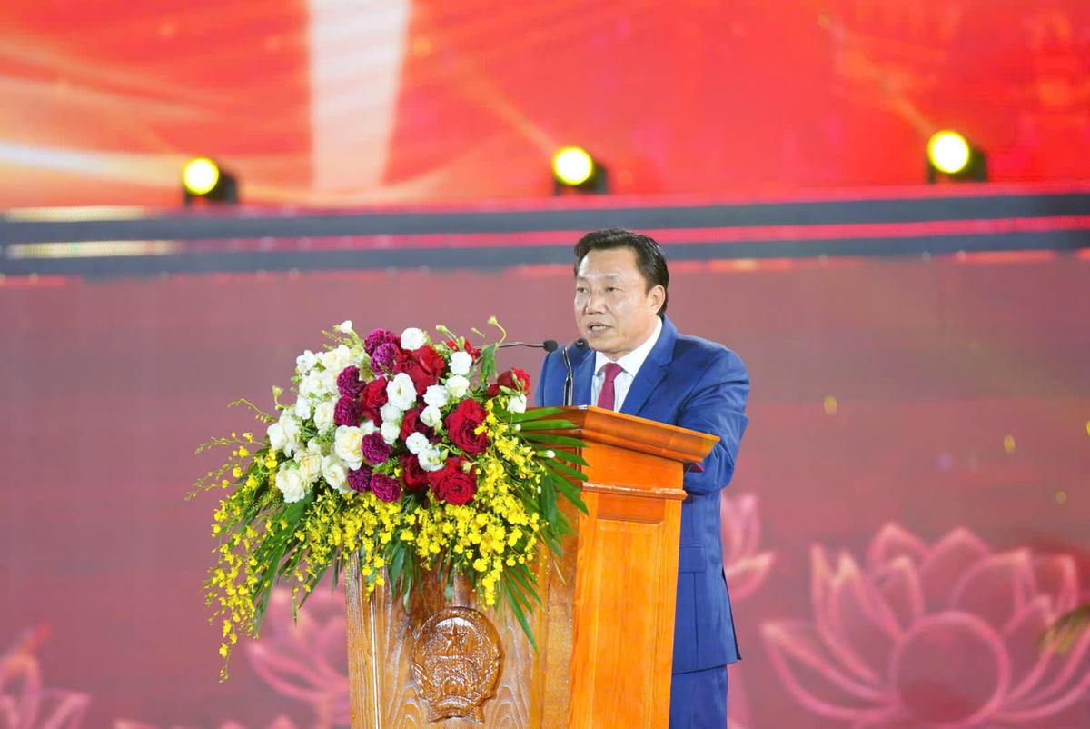 Ông Nguyễn Huy Ngọc - Phó Chủ tịch UBND tỉnh Phú Thọ phát biểu tại Lễ khai mạc.