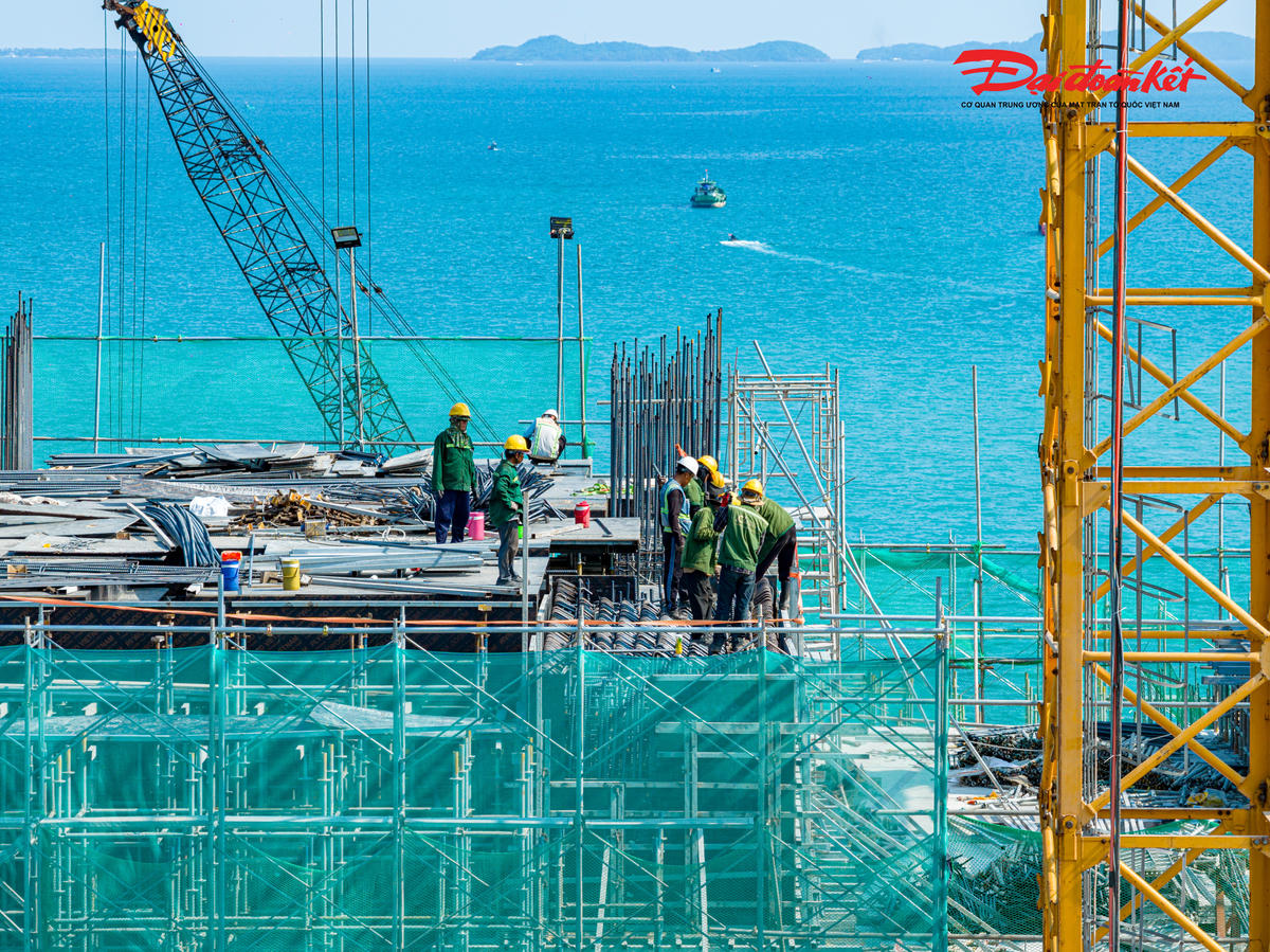 Với quy mô, công nghệ và tầm nhìn đầu tư, công trình được kỳ vọng sẽ sánh vai cùng các trung tâm hội nghị hàng đầu thế giới như Marina Bay Sands (Singapore) hay Trung tâm Hội nghị Quốc tế Sydney (Úc), qua đó khẳng định năng lực kiến tạo những công trình mang tính biểu tượng của Sun Group, đồng thời nâng tầm vị thế quốc gia trên bản đồ sự kiện toàn cầu.