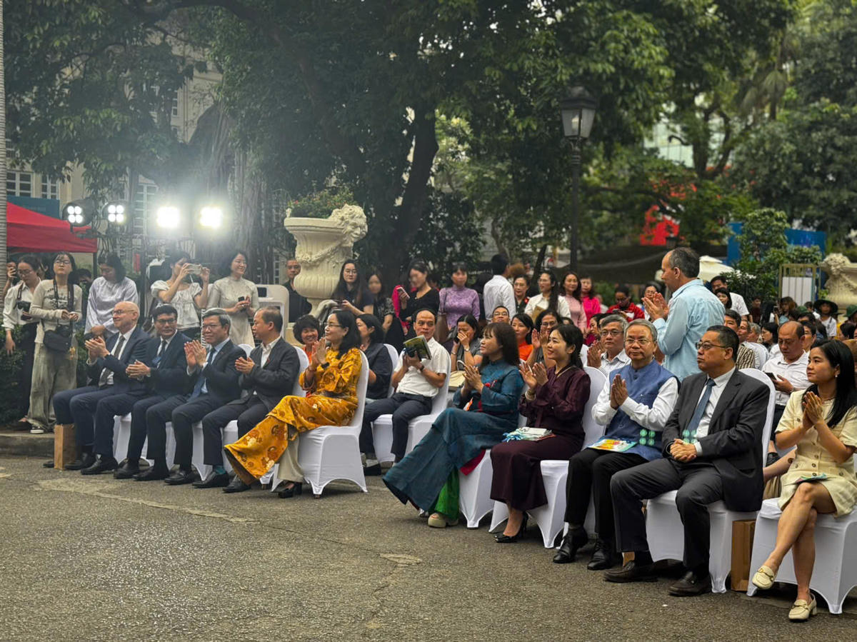 Đại biểu tham dự lễ khai mạc&nbsp;Ngày Sách và Văn hóa đọc Việt Nam lần thứ 5 năm 2026.