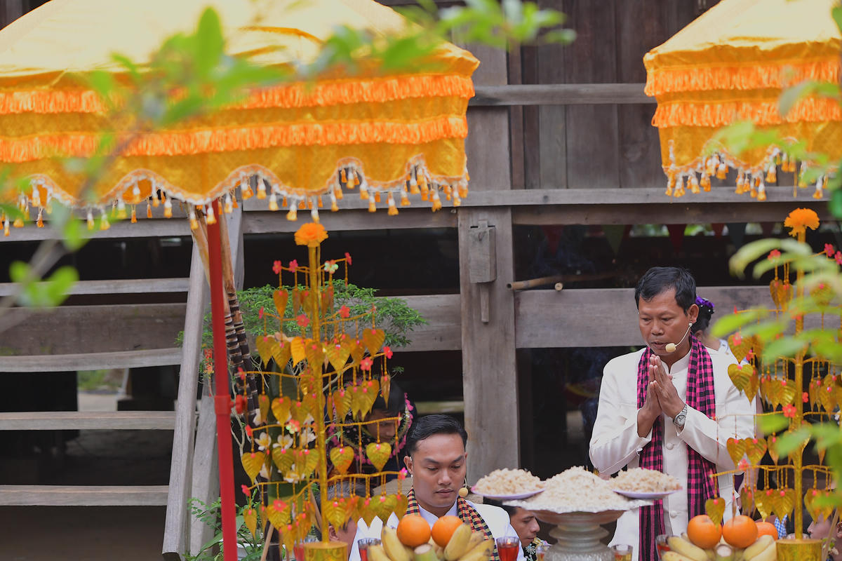 Lễ cúng trăng còn là biểu tượng gìn giữ di sản văn hóa, tôn vinh tinh thần đoàn kết cộng đồng và lòng biết ơn thiên nhiên.