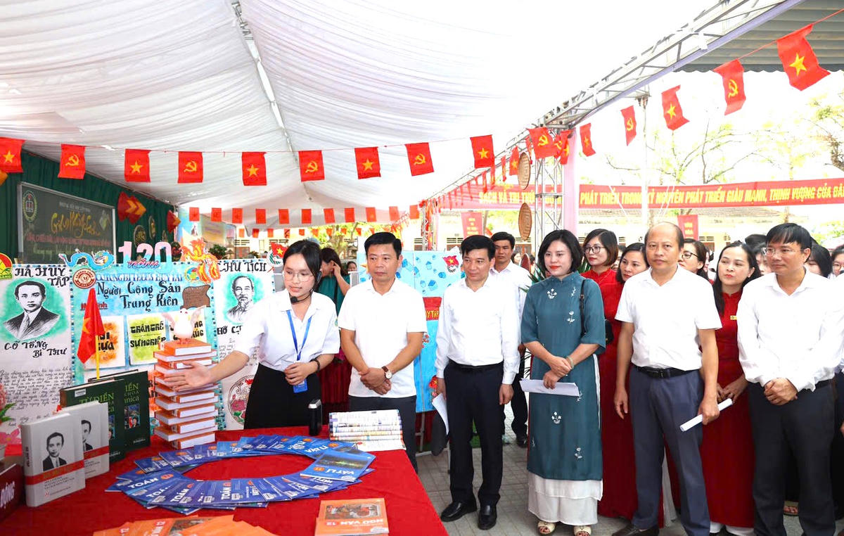 Ngày sách và văn hóa đọc tại ngôi trường mang tên Tổng Bí thư Hà Huy Tập