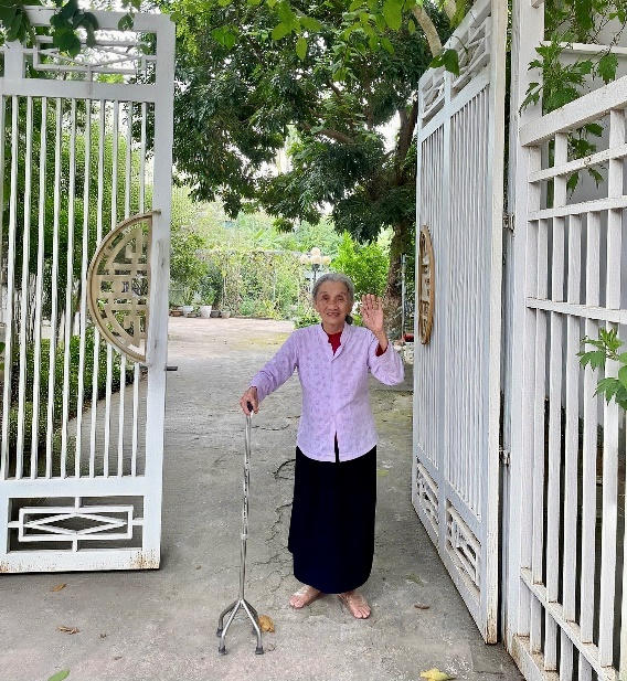 C:\Users\Admin\Desktop\MẸ TÔI.jpg