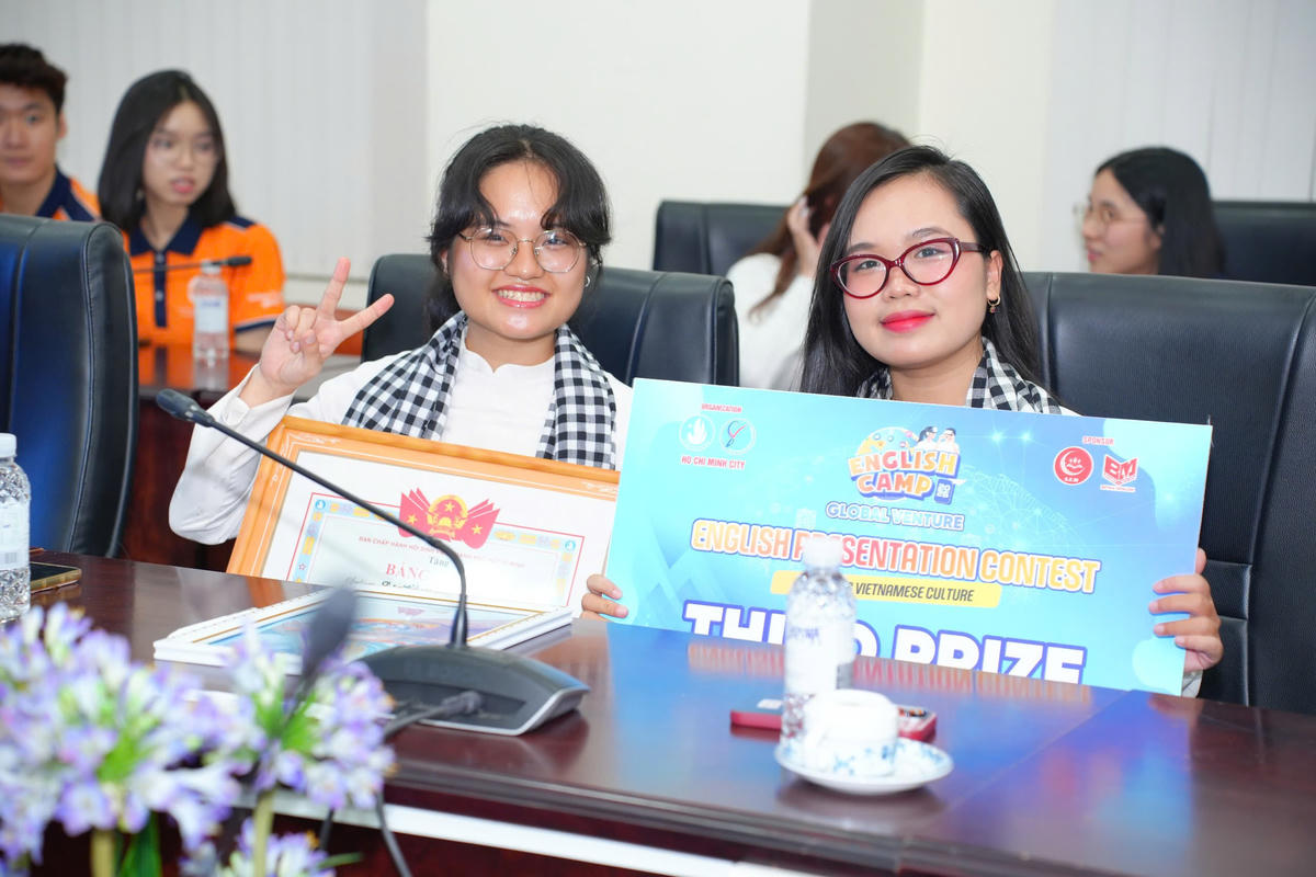 Các thí sinh đạt giải cao tại ngày hội. Ảnh: Q.Đ