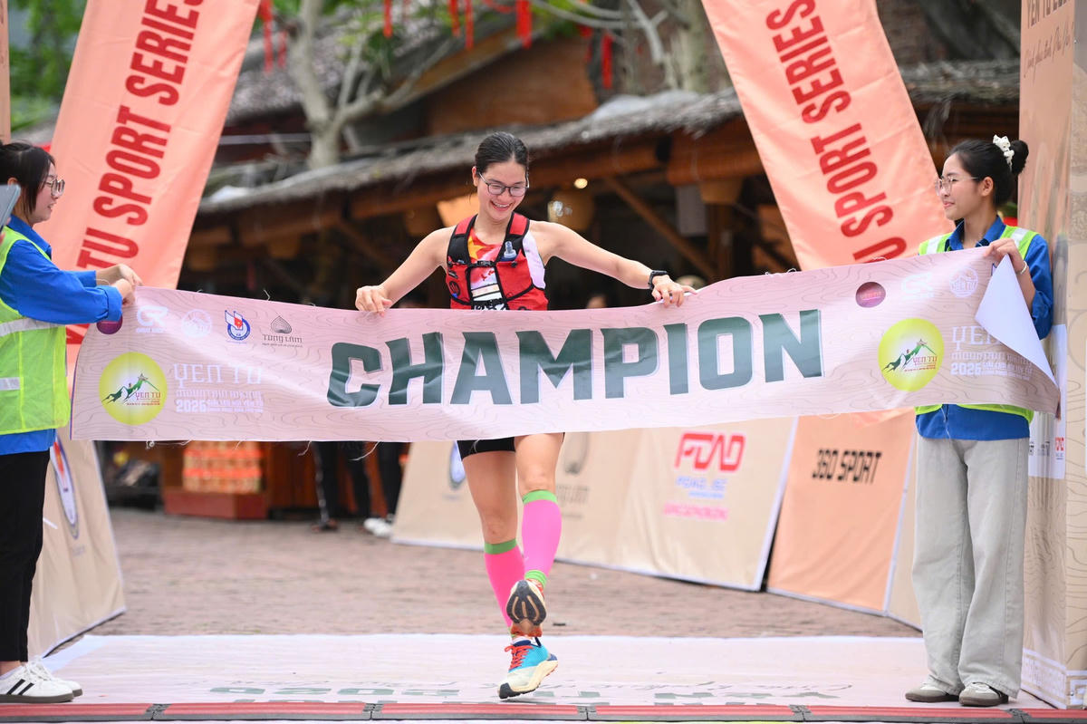 Quảng Ninh: Hơn 1.100 vận động viên tham gia chinh phục đỉnh Phù Vân