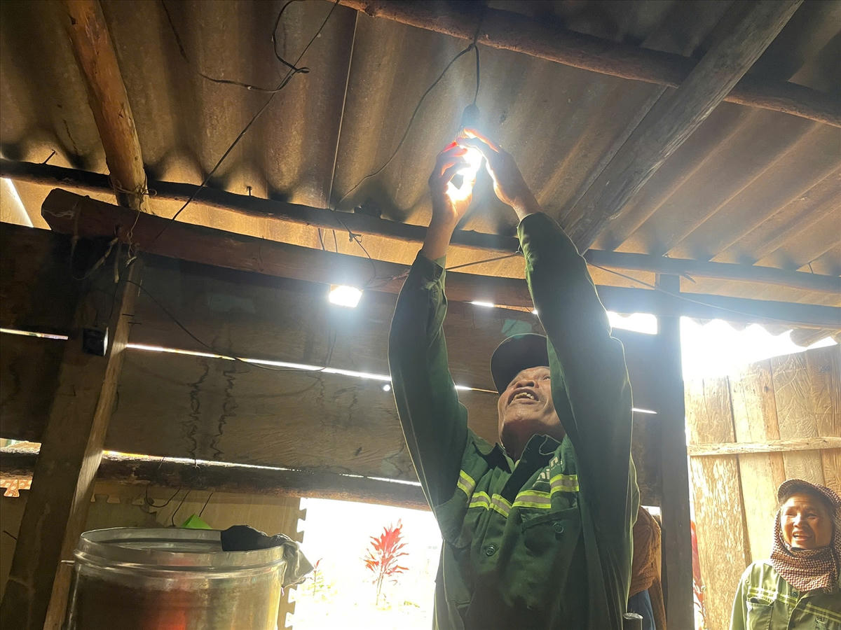 Thanh Hóa: Hơn 700 hộ dân vùng cao chờ điện lưới