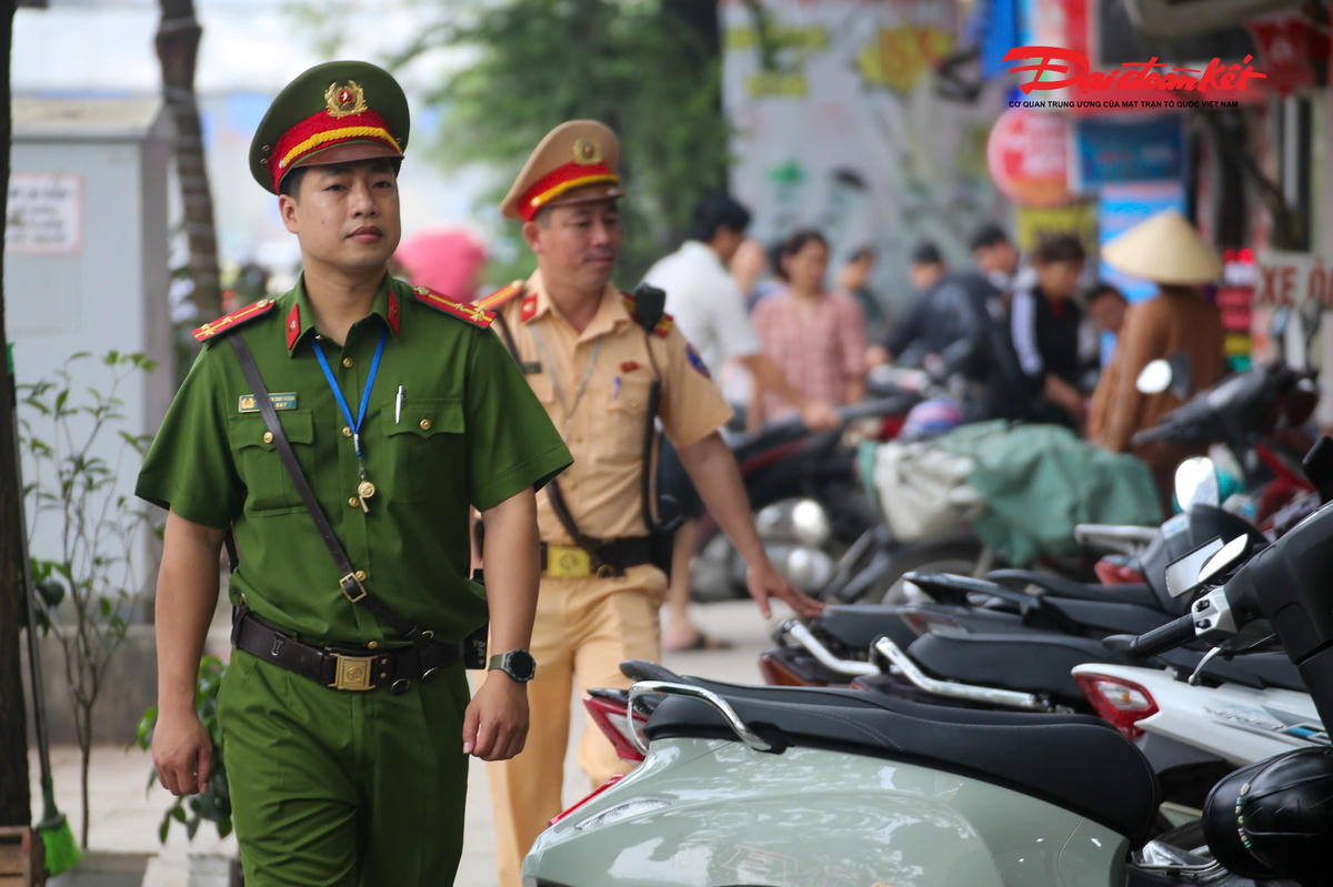 Hà Nội siết chặt vi phạm dừng đỗ: CSGT dùng flycam, camera AI giám sát