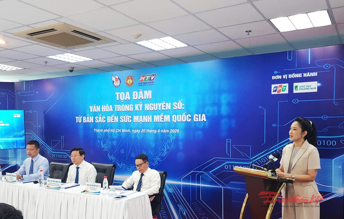 Quang cảnh buổi tọa đàm. Ảnh: T.Luân.