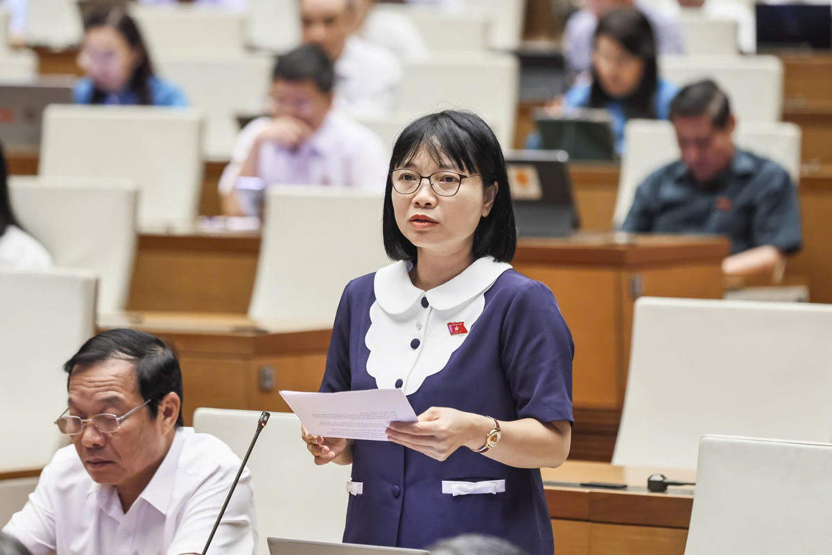 Bà Nguyễn Thị Việt Nga - Phó trưởng đoàn chuyên trách, Đoàn đại biểu Quốc hội TP Hải Phòng.