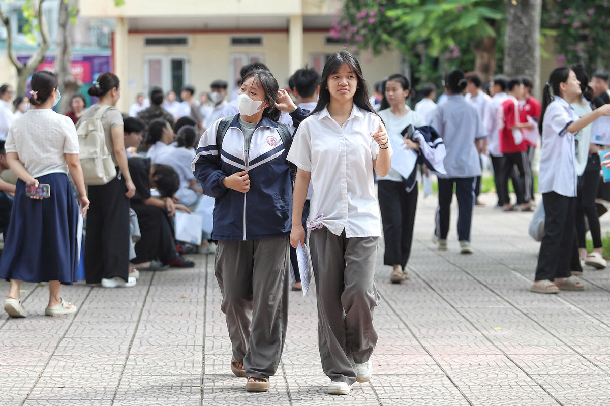 Thí sinh dự thi vào lớp 10 THPT năm học 2025-2026 tại Hà Nội. Ảnh: Lê Khánh