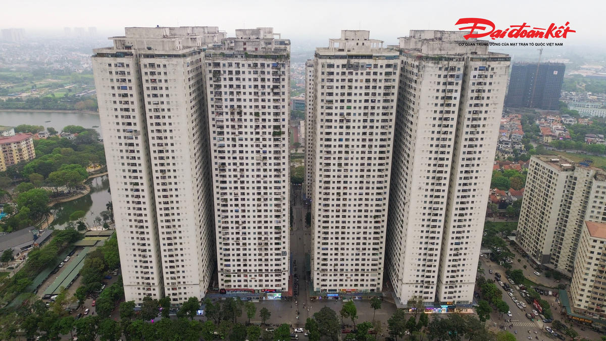 Dự án đã được đưa vào sử dụng từ năm 2015, với quy mô khoảng 10.000 căn hộ, hiện là nơi sinh sống của hơn 40.000 người. Tuy nhiên, sau hơn một thập kỷ, các căn hộ tại đây vẫn chưa được cấp sổ hồng do liên quan đến hàng loạt sai phạm chưa được xử lý dứt điểm.