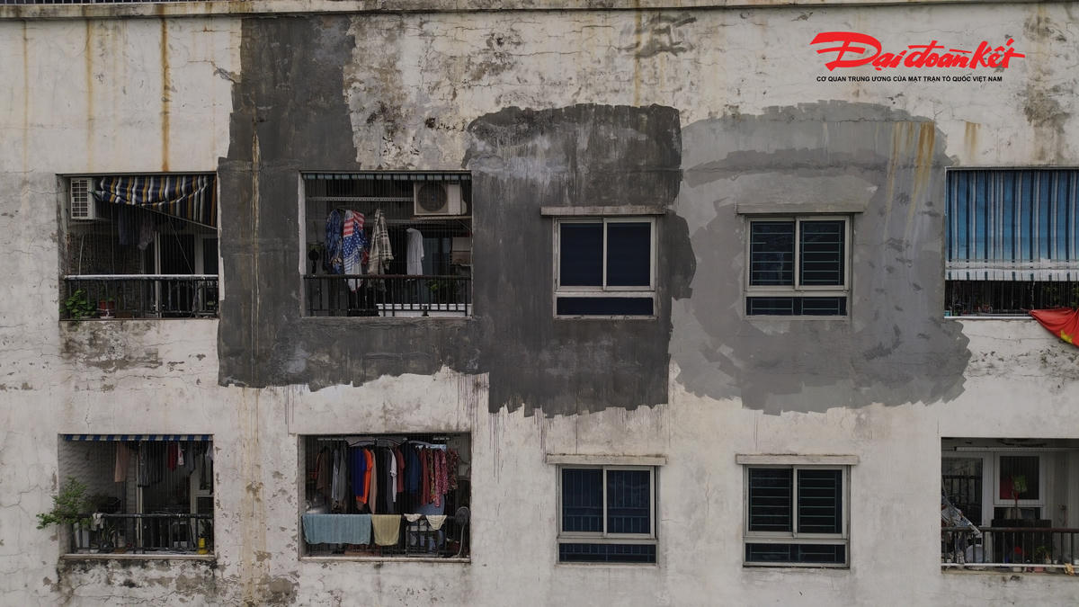 Toàn cảnh chung cư vượt tầng tại Linh Đàm: Cư dân chờ lời giải về sổ hồng