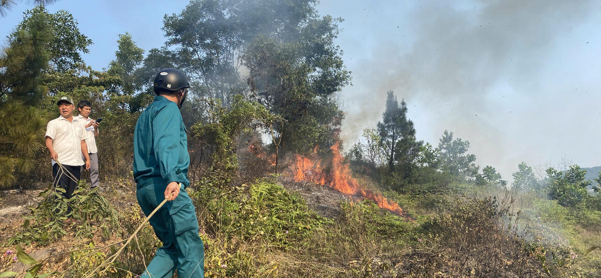 Chủ động “giữ rừng” mùa nắng nóng