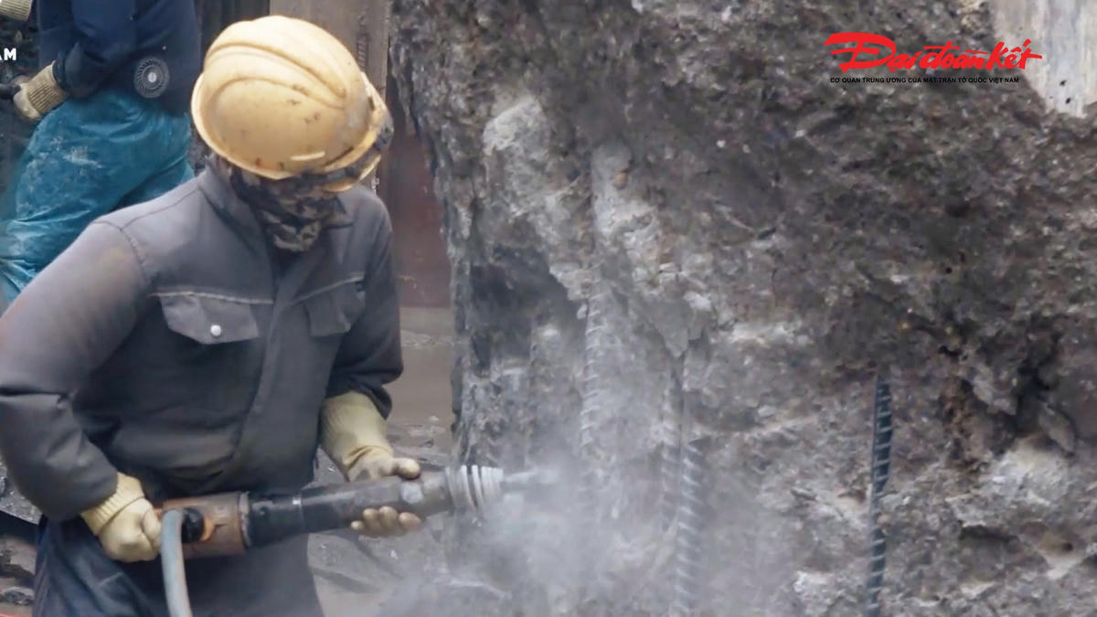 Tăng tốc thi công Cầu Trần Hưng Đạo, phấn đấu hoàn thành trụ dưới sông trước mùa lũ 2026