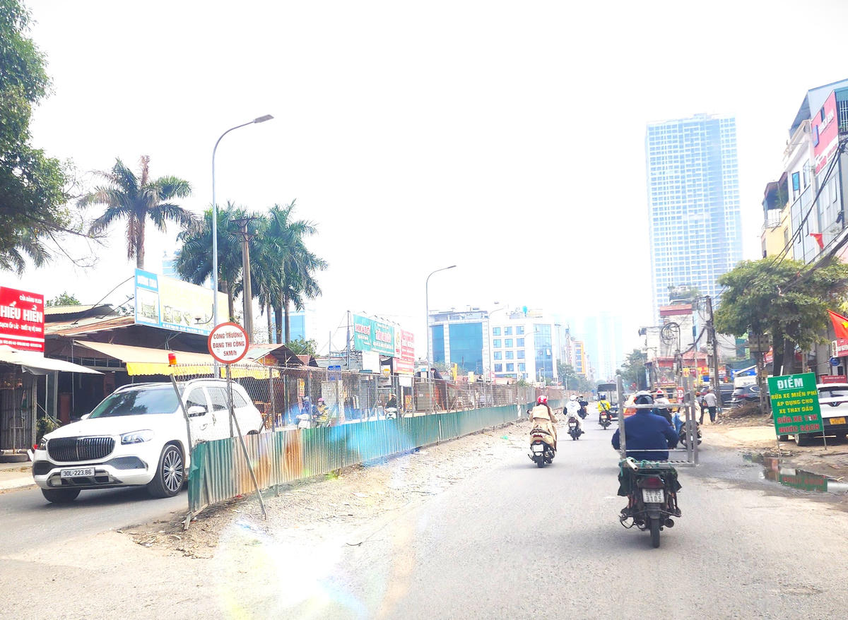 Hà Nội: Nỗ lực tháo gỡ tồn đọng ở “tuyến đường 10 năm vẫn chưa xong”