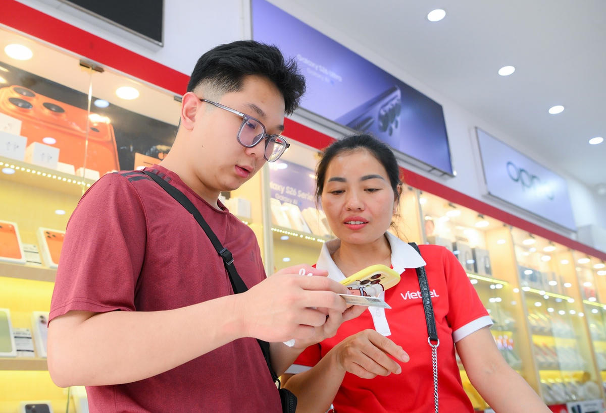 Nhà mạng khuyến khích khách hàng hoàn thành xác thực thông tin thuê bao sớm