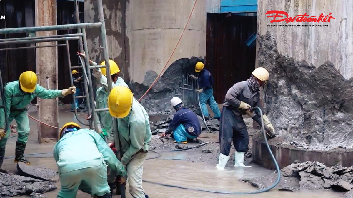 Tăng tốc thi công Cầu Trần Hưng Đạo, phấn đấu hoàn thành trụ dưới sông trước mùa lũ 2026