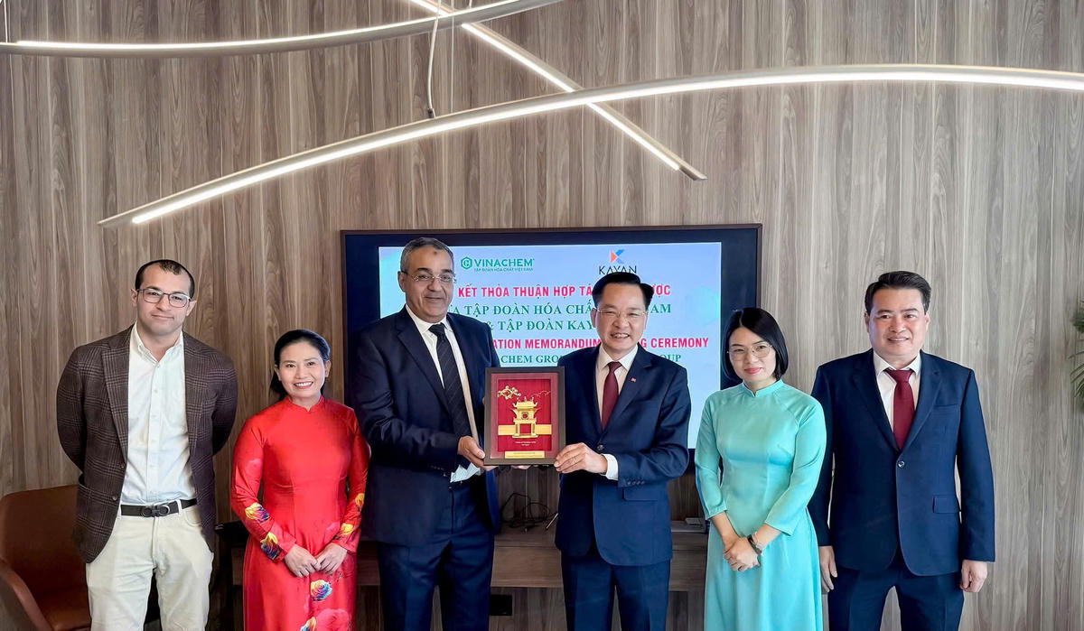 Tập đoàn Hoá chất Việt Nam ký Biên bản Ghi nhớ (MOU) với Tập đoàn Thương mại Quốc tế Kayan (Kayan International Trade).
