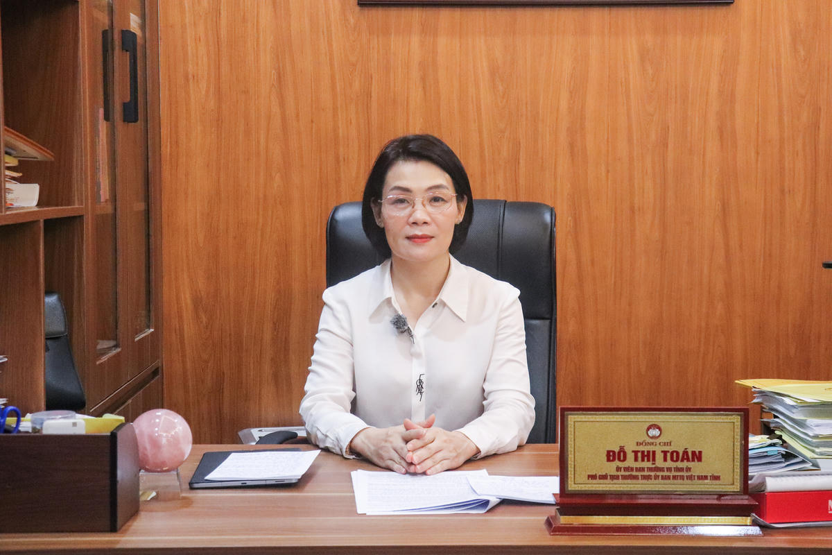 Bà Đỗ Thị Toán - Ủy viên Ban Thường vụ Tỉnh ủy, Phó Chủ tịch Thường trực Ủy ban MTTQ tỉnh Thanh Hóa khẳng định, chuyển đổi số là nhiệm vụ chính trị trọng tâm của tổ chức Mặt trận trong năm 2026. Ảnh: Đình Minh