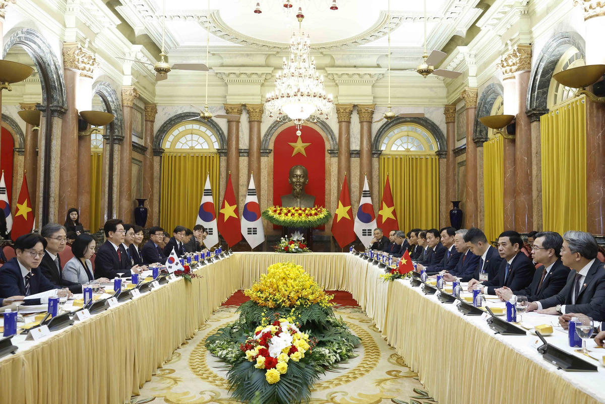 Tổng Bí thư, Chủ tịch nước Tô Lâm hội đàm với Tổng thống Hàn Quốc Lee Jae Myung. Ảnh: TTXVN