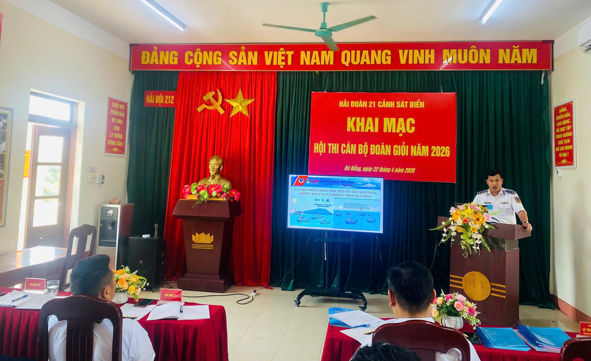 Các thí sinh đang thực hiện phần thi. Ảnh: CV.