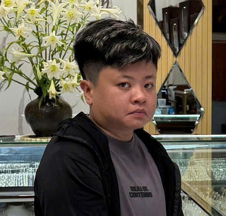 Đối tượng Đỗ Linh Trang&nbsp;đã sử dụng tài khoản Facebook mang tên "Duy Anh" để lừa bán vàng cho người dân.