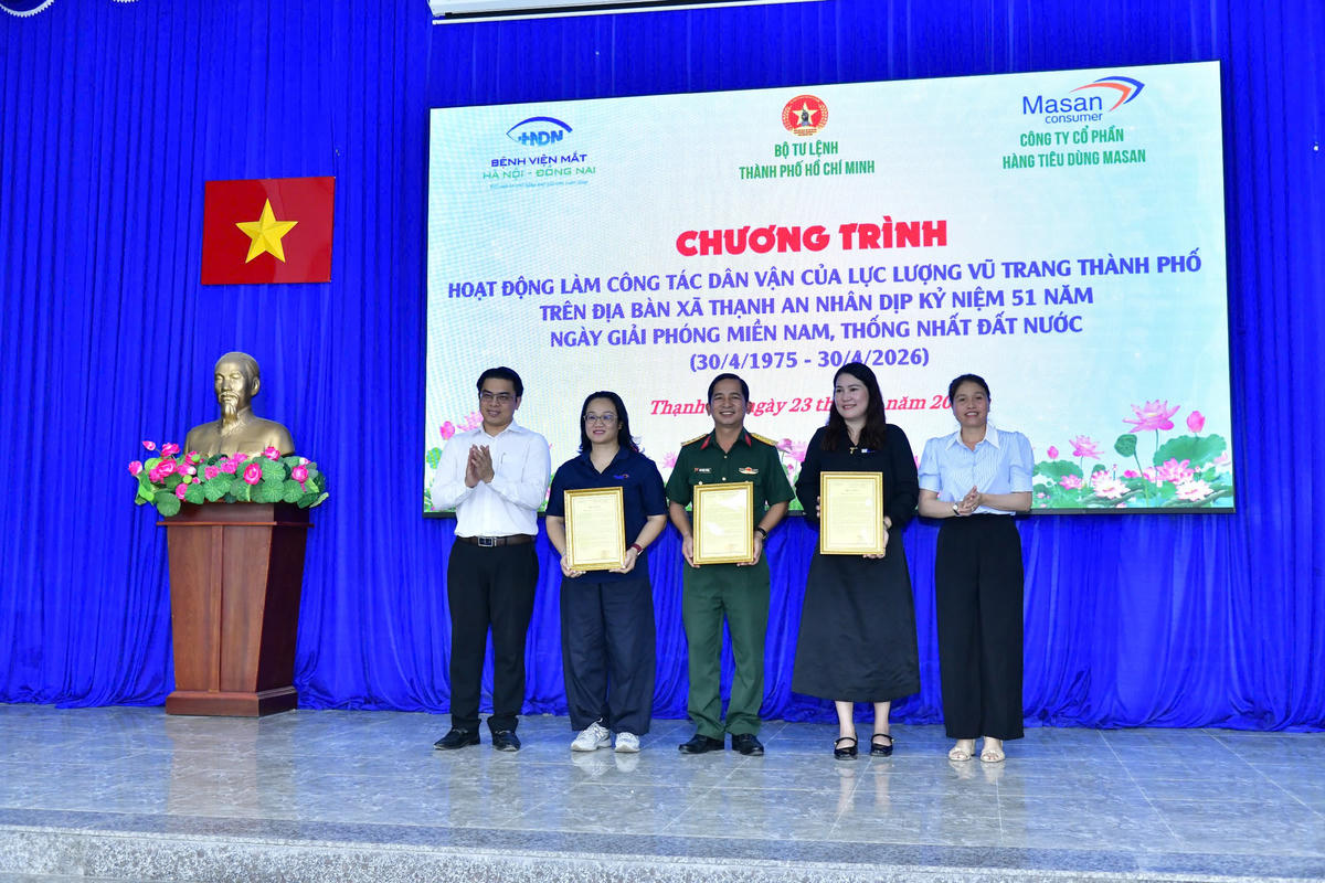 TP Hồ Chí Minh: Nhiều hoạt động chăm lo gia đình chính sách, người có công tại xã đảo Thạnh An