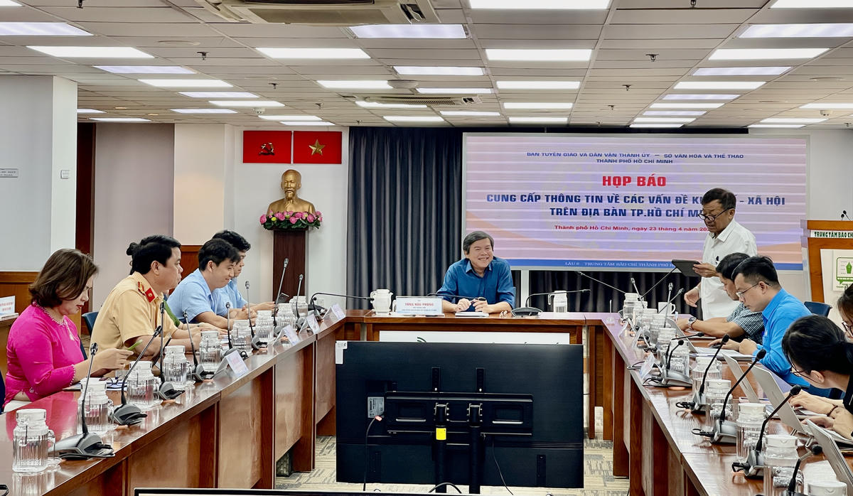 Quang cảnh buổi họp báo tình hình kinh tế xã hội ở TP Hồ Chí Minh: Ảnh: Đ.Xá.