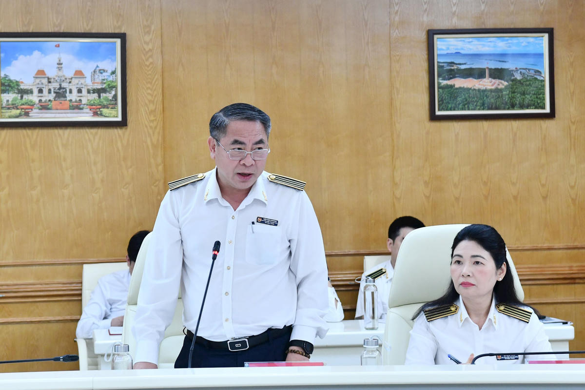 Phó Tổng Kiểm toán nhà nước Trần Minh Khương phát biểu